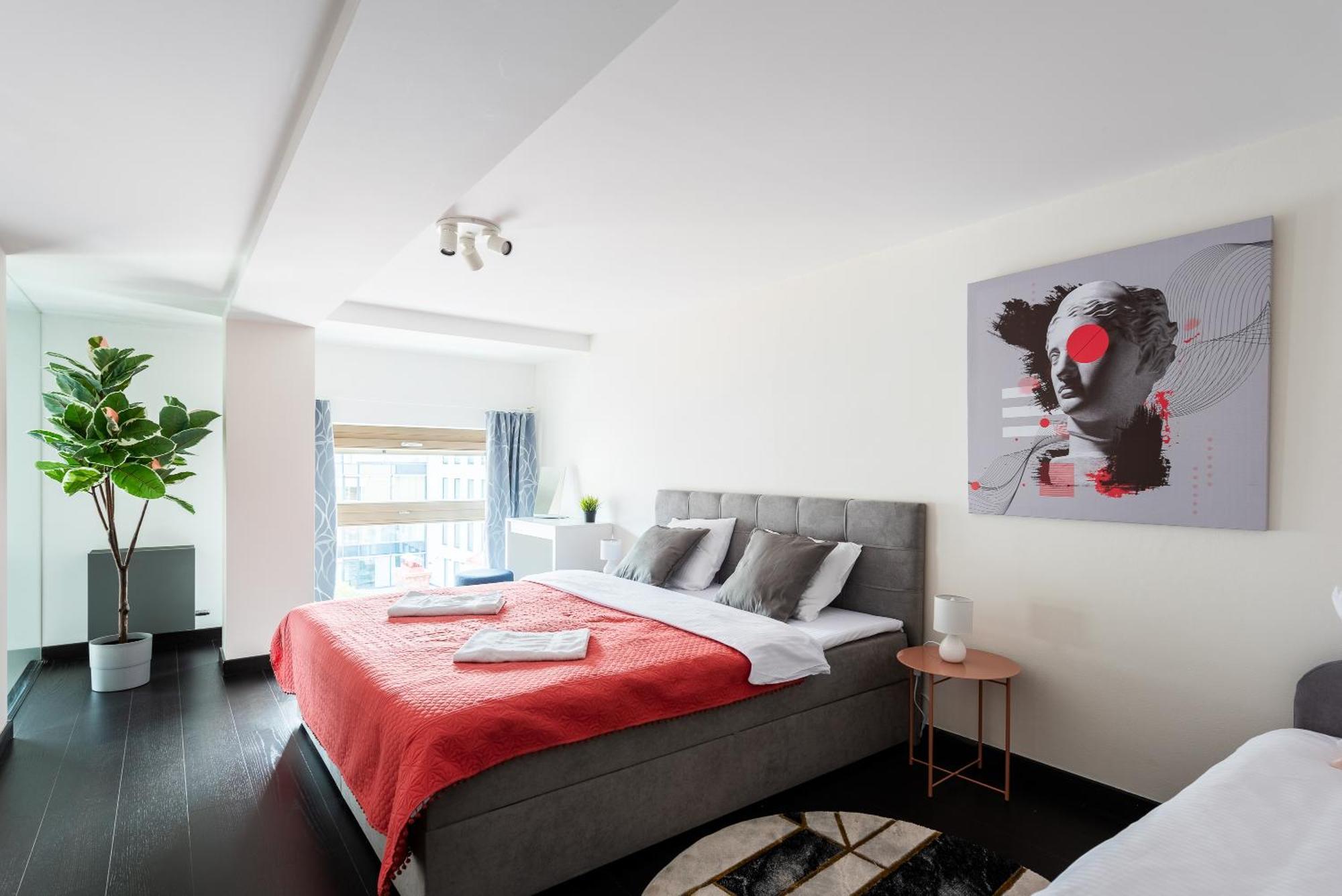 Duplex With 3 Bedrooms Praha